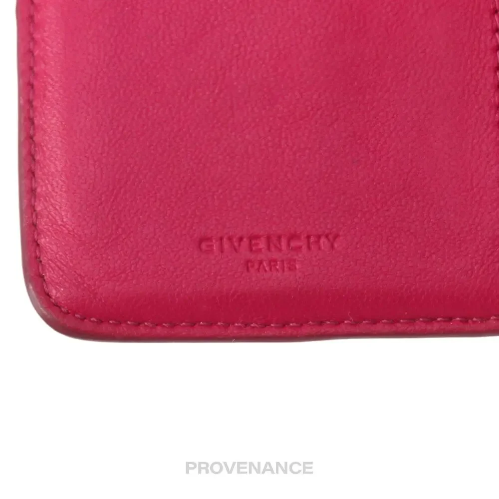 Givenchy compact snap